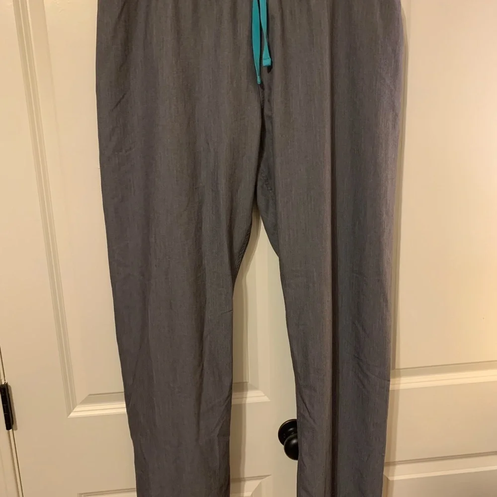 Men’s Tall Figs scrub pants